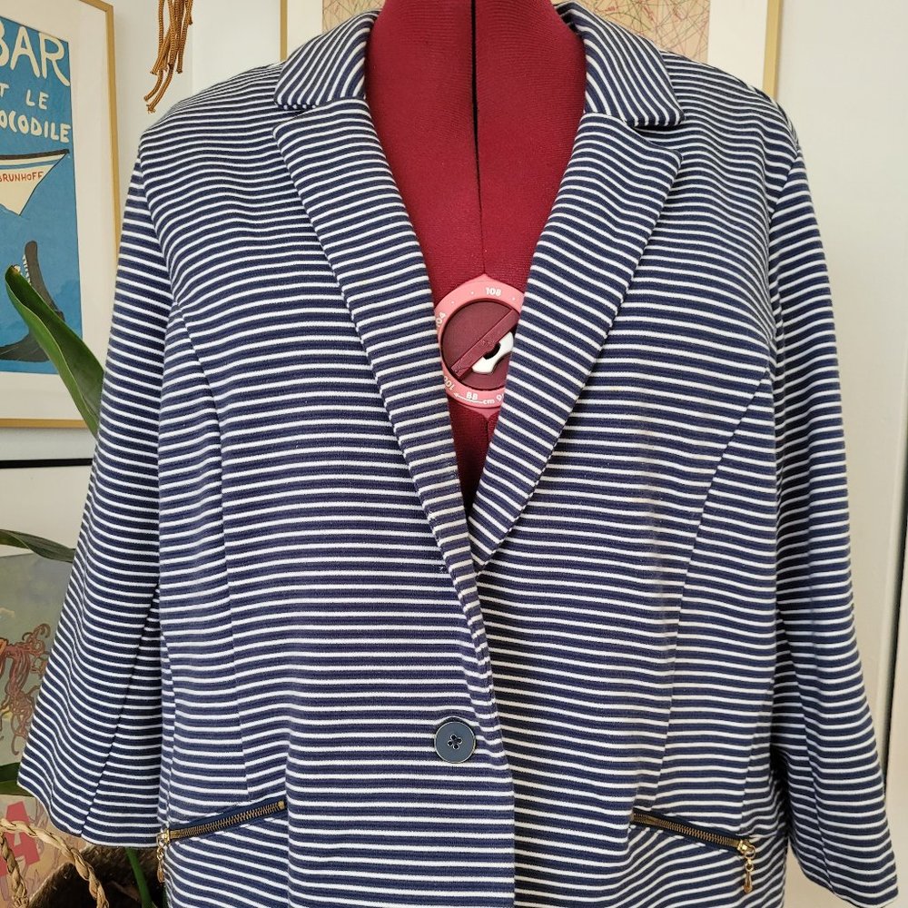 REITMANS Women’s Blazer Navy Stripe Size 16